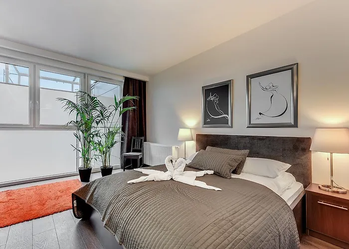 Sadowa 5 Min Old Town Parking