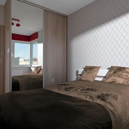 Sadowa 5 Min Old Town Parking *