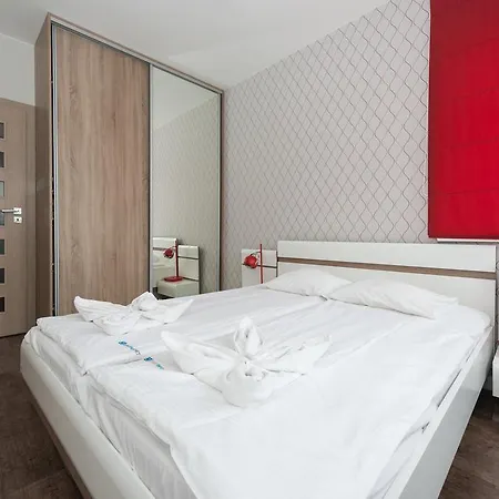 Sadowa 5 Min Old Town Parking Apartament