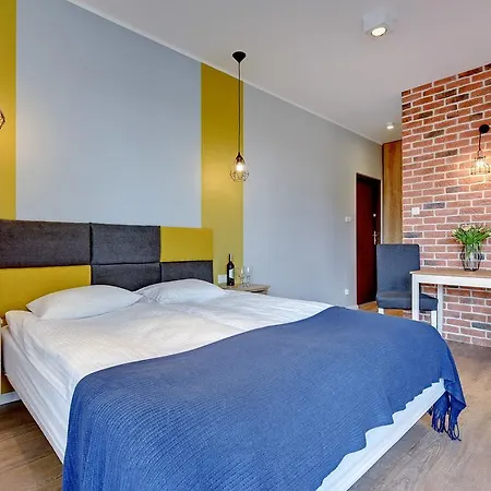 Sadowa 5 Min Old Town Parking Гданьск