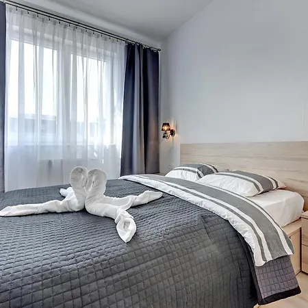 Апартаменты Sadowa 5 Min Old Town Parking