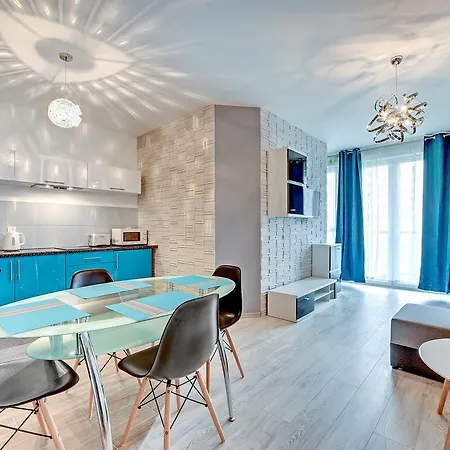 Sadowa 5 Min Old Town Parking *