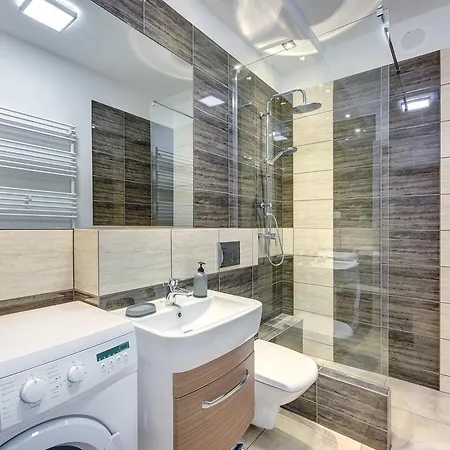 Sadowa 5 Min Old Town Parking Апартаменты