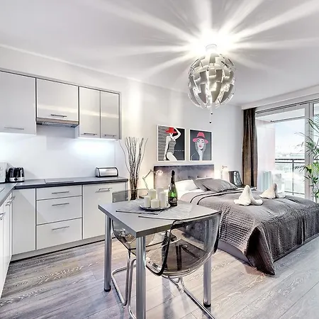 Sadowa 5 Min Old Town Parking Διαμέρισμα *