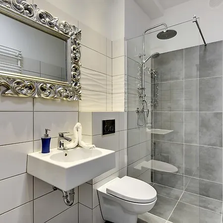 Sadowa 5 Min Old Town Parking Гданьск