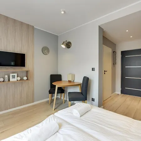 Sadowa 5 Min Old Town Parking