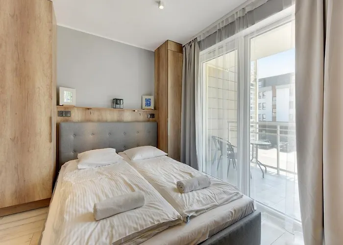 Sadowa 5 Min Old Town Parking